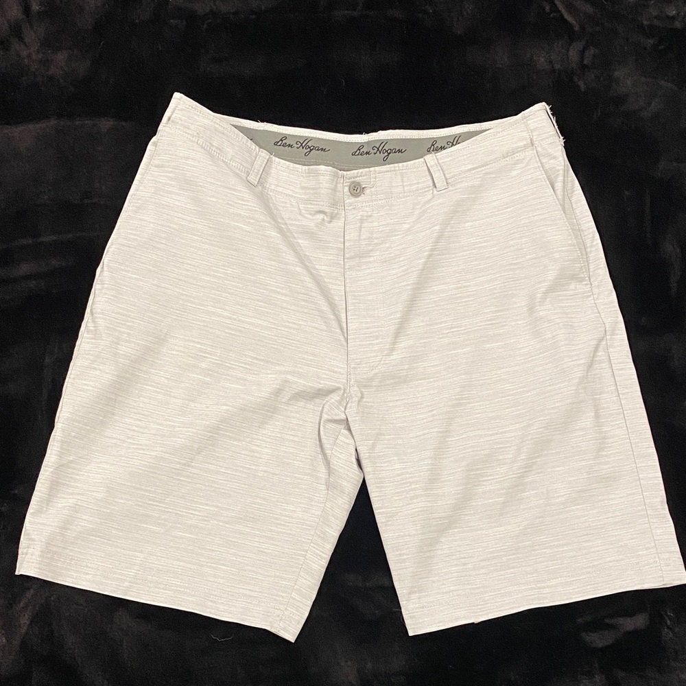 Hogan Men's Light Gray Flat Front Shorts